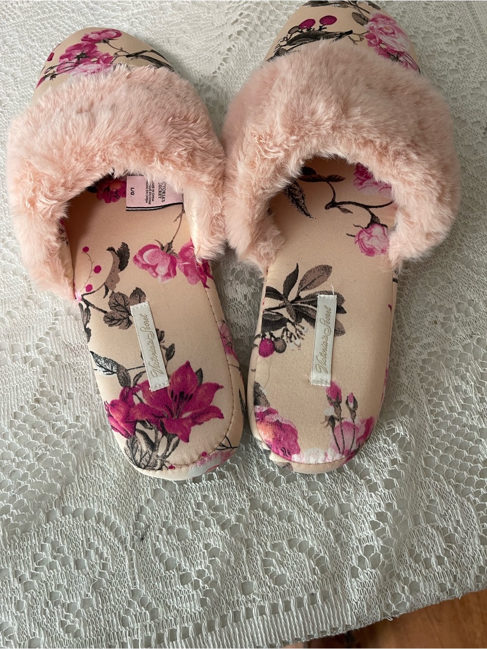 Victoria's Secret Pink Floral Faux-Fur Slide Slippers